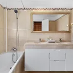 Вилла Spacious And Elegant V214