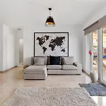 Spacious And Elegant V214 Михас-Коста