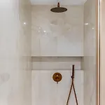 Spacious And Elegant V214 Михас-Коста