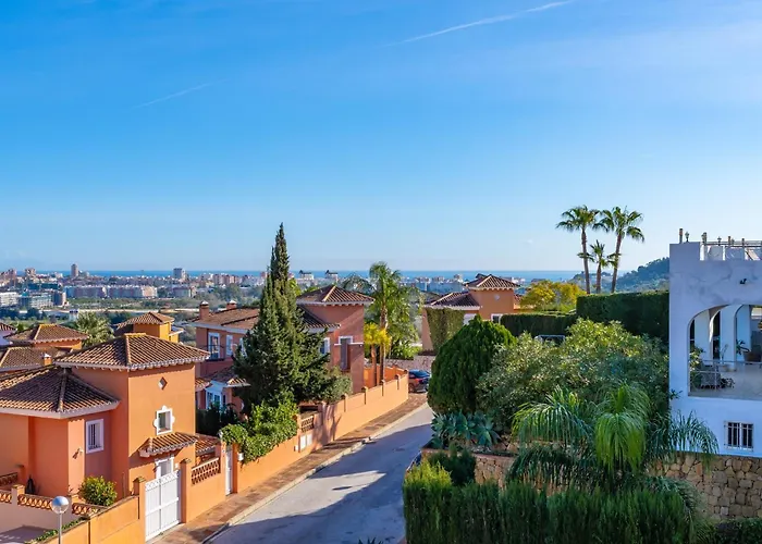 Villa Spacious And Elegant V214